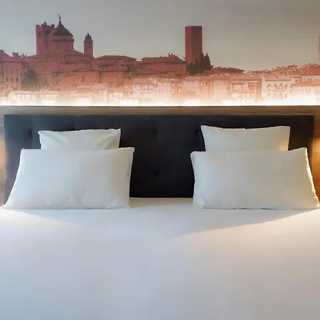 Mercure Centro Palazzo Dolci 4*