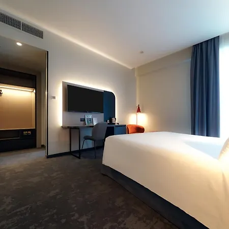 Hotel Mercure Centro Palazzo Dolci 4*