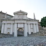 Mercure Centro Palazzo Dolci Hotel 4*