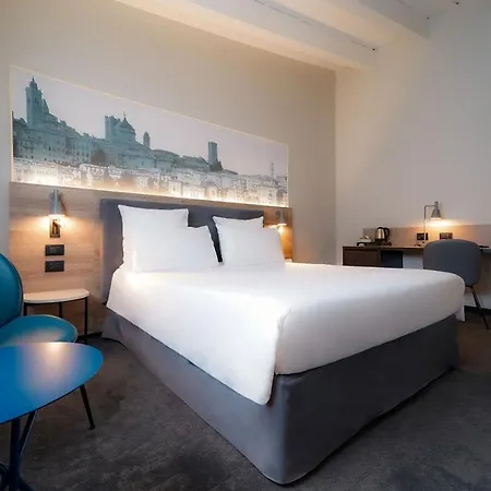 מלון Mercure Centro Palazzo Dolci