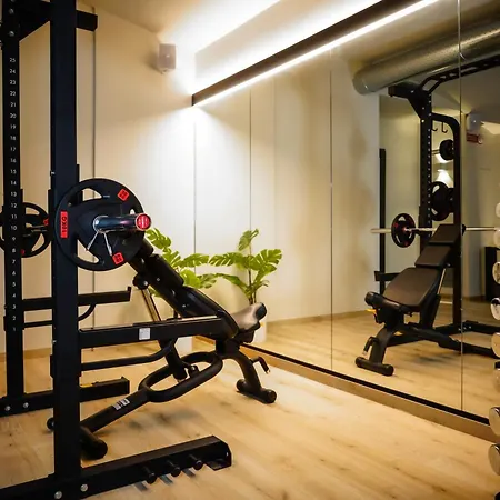 מלון Mercure Centro Palazzo Dolci 4*