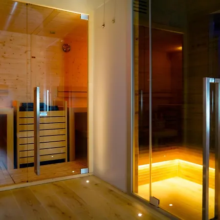 מלון Mercure Centro Palazzo Dolci 4*