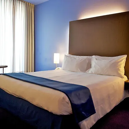 מלון Mercure Centro Palazzo Dolci 4*