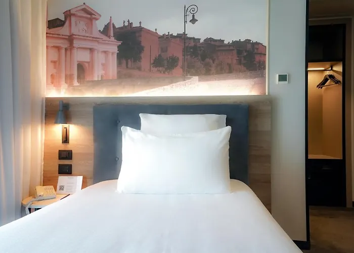 Mercure Centro Palazzo Dolci 4*