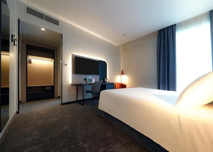 Hotel Mercure Centro Palazzo Dolci 4*