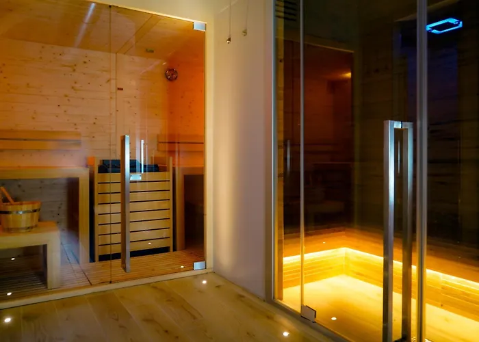 Hotel Mercure Centro Palazzo Dolci 4*